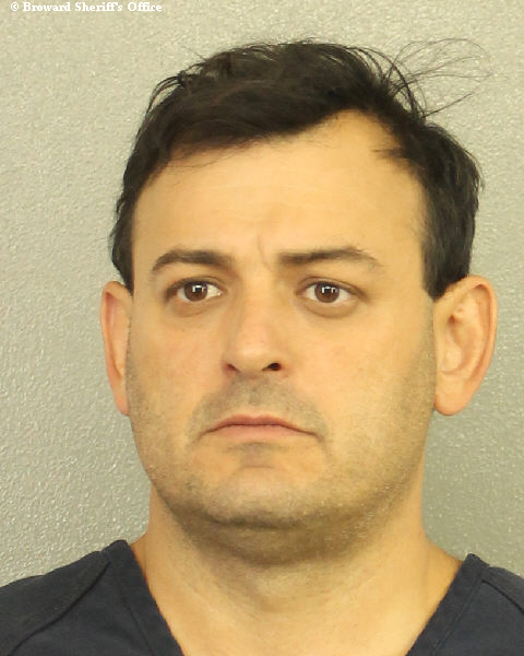 MICHAEL S DUGA fotografia del sheriff oficial del condado de Broward MICHAEL S DUGA fotografia del sheriff oficial del condado de Broward