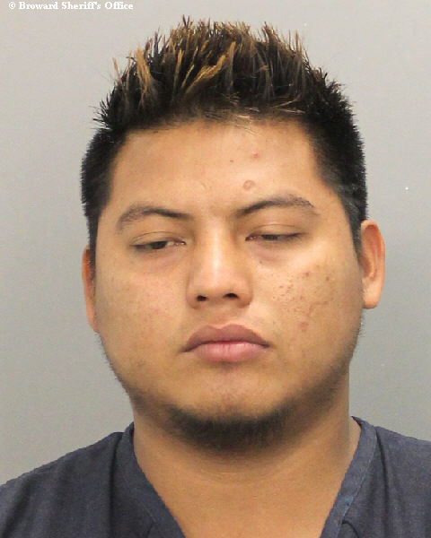  JONATHAN ALBERI PAREDES PERZ fotografia del sheriff oficial del condado de Broward