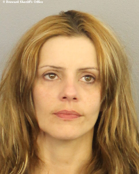  DAISY LEE QUINONES fotografia del sheriff oficial del condado de Broward