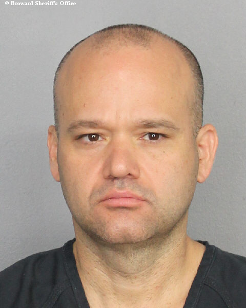  ROBERTO DIAZ Photos, Records, Info / South Florida People / Broward County Florida Public Records Results