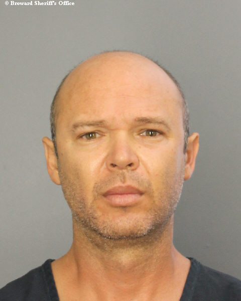  ROBERTO EVENCIO LARRAZABAL Photos, Records, Info / South Florida People / Broward County Florida Public Records Results