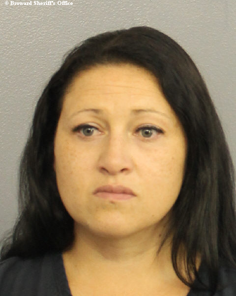  YEIMY DURANGO fotografia del sheriff oficial del condado de Broward
