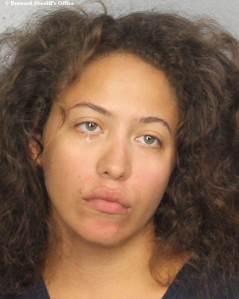  YESENIA M CALDERON fotografia del sheriff oficial del condado de Broward