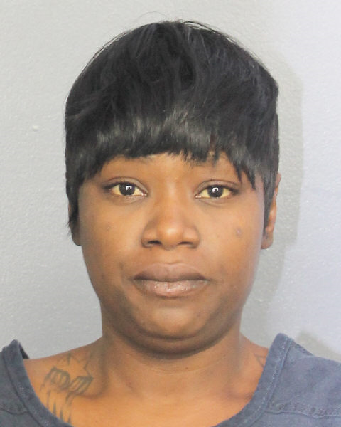  ESTHER DOCILMA fotografia del sheriff oficial del condado de Broward