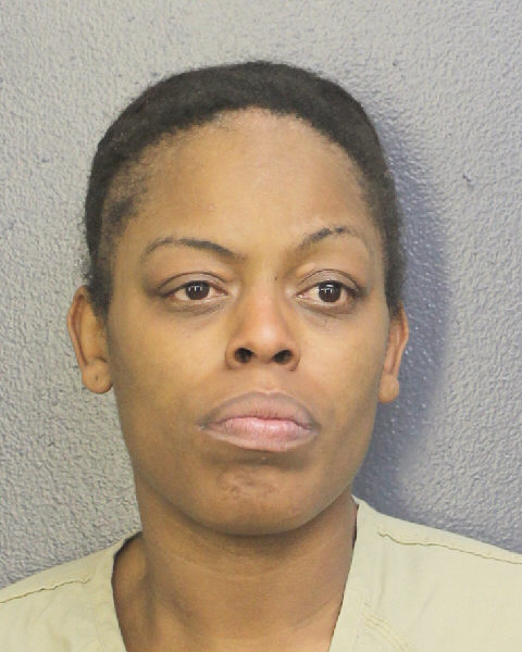  ELISA LUTRIL STILL fotografia del sheriff oficial del condado de Broward