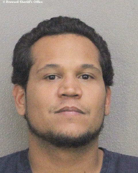  OSCAR ERNESTO SANCHEZ DIAZ Photos, Records, Info / South Florida People / Broward County Florida Public Records Results