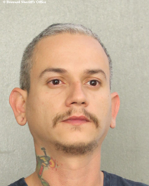  ESTEBAN ANDRES MAYORFERNANDEZ fotografia del sheriff oficial del condado de Broward