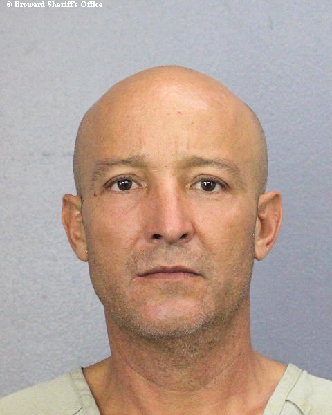  CARLOS JAUREGUI fotografia del sheriff oficial del condado de Broward