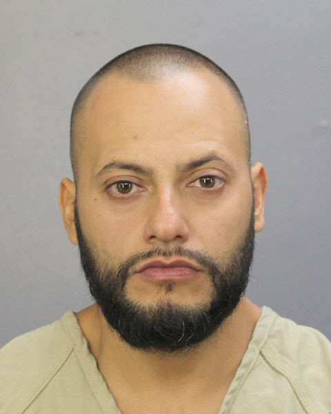 MIGUEL R ROJAS fotografia del sheriff oficial del condado de Broward MIGUEL R ROJAS fotografia del sheriff oficial del condado de Broward