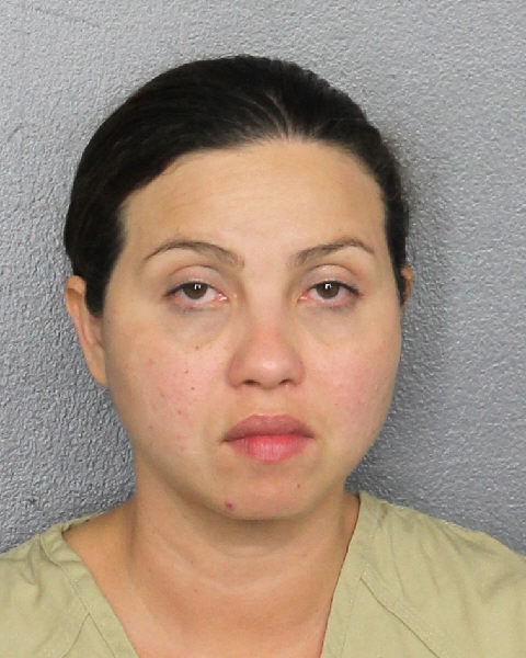  PAOLA ISABEL CANCIO-BELLO fotografia del sheriff oficial del condado de Broward