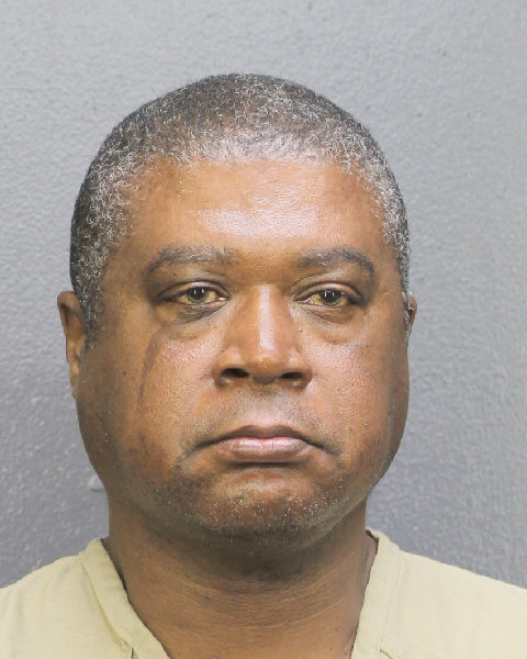  CLIVE PLUMMER fotografia del sheriff oficial del condado de Broward