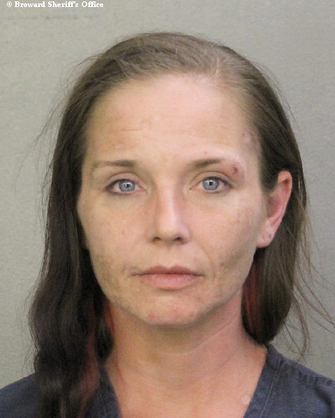 RHIANNA MARIE WILSON fotografia del sheriff oficial del condado de Broward RHIANNA MARIE WILSON fotografia del sheriff oficial del condado de Broward
