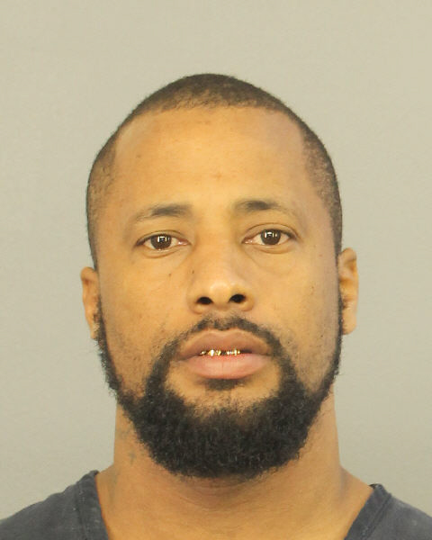  REYNALDO CRUZ fotografia del sheriff oficial del condado de Broward