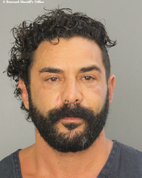  JAMES LEWIS TSAMBIKOS fotografia del sheriff oficial del condado de Broward