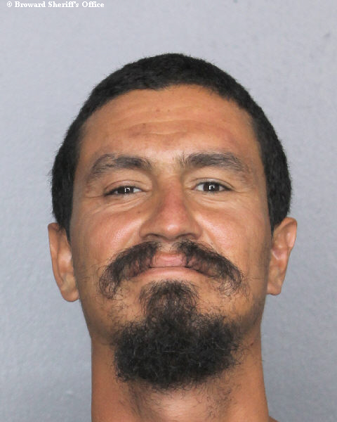  NARJAN TRUJILLO fotografia del sheriff oficial del condado de Broward