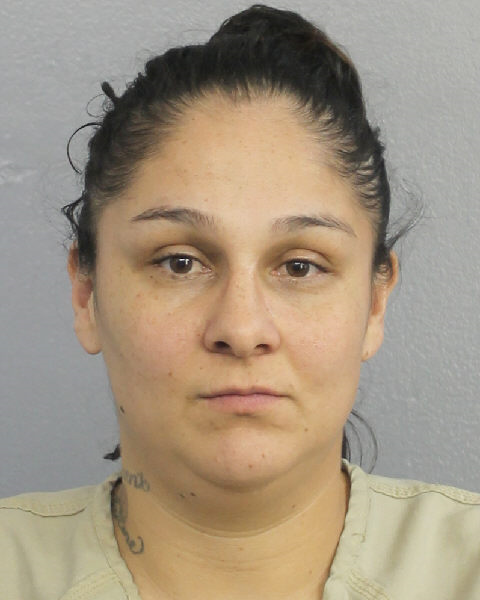  NADENE R TREVINO fotografia del sheriff oficial del condado de Broward