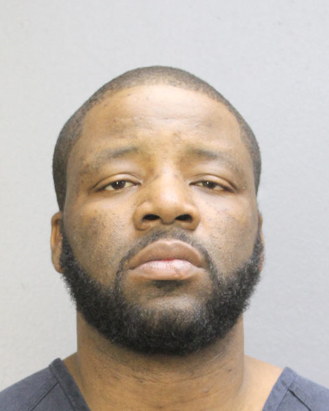  DEANDRE MARQUISE ROBERTS Photos, Records, Info / South Florida People / Broward County Florida Public Records Results