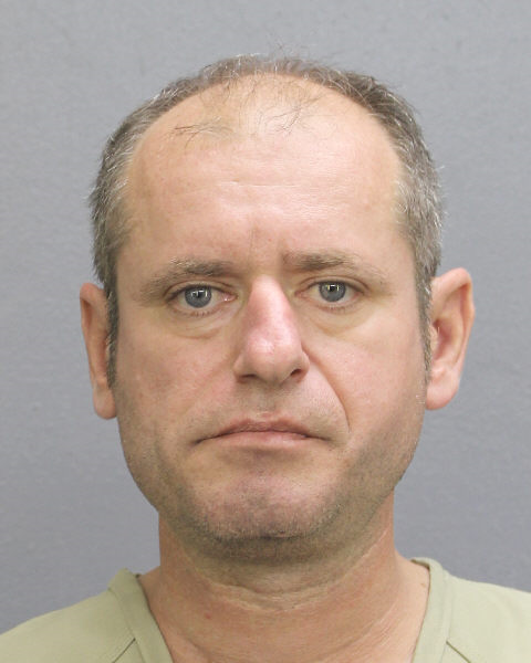  OVIDIU OPREA fotografia del sheriff oficial del condado de Broward