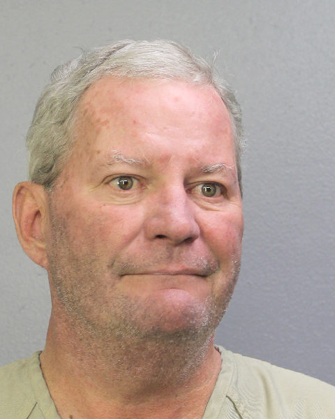  JAMES GERARD NESBITT fotografia del sheriff oficial del condado de Broward