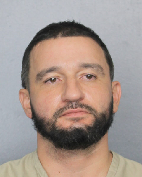  NELSON ALBERTO TOMATTIS fotografia del sheriff oficial del condado de Broward