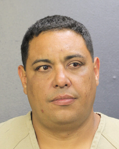  JOSE NAVARRO GONZALEZ fotografia del sheriff oficial del condado de Broward
