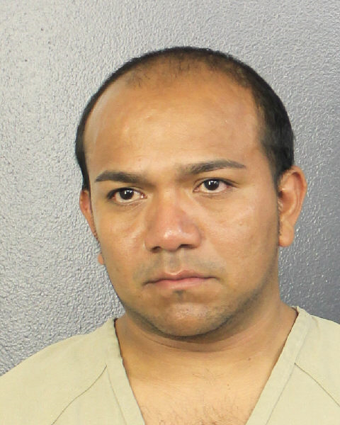  LENIN FABRICO GUTIERREZ Photo