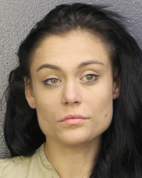  MERCEDES IONE MARIE CORRALES fotografia del sheriff oficial del condado de Broward