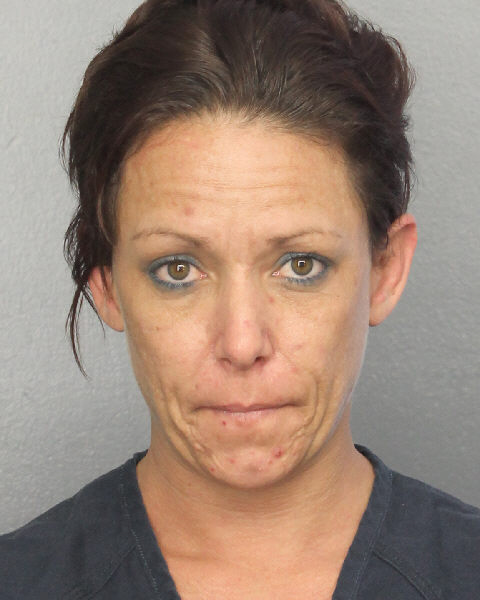  CHRISTINA NICOLE SPOONHOLTZ fotografia del sheriff oficial del condado de Broward