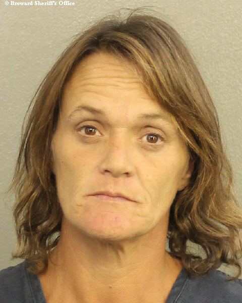 KIMBERLY JEAN BERGA fotografia del sheriff oficial del condado de Broward KIMBERLY JEAN BERGA fotografia del sheriff oficial del condado de Broward