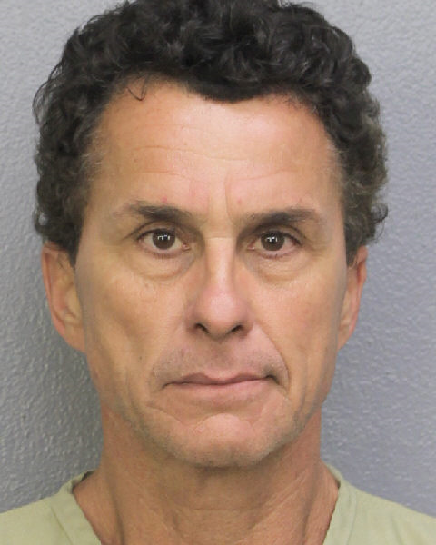  MICHAEL JOHN WHITAKER fotografia del sheriff oficial del condado de Broward