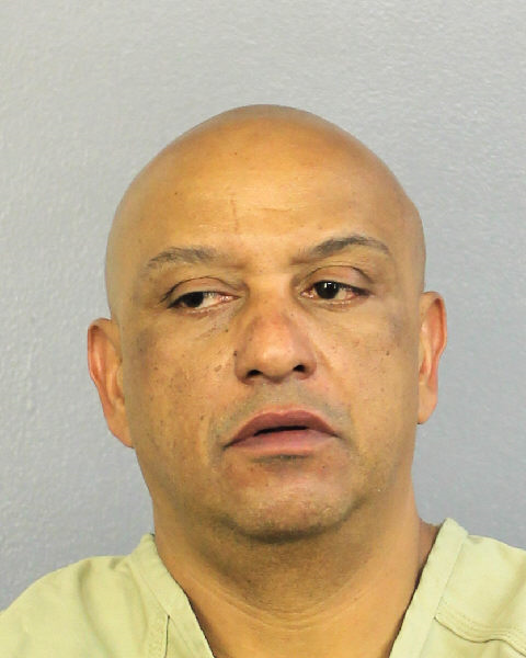  ARNALDO PEREZ fotografia del sheriff oficial del condado de Broward