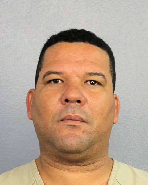  ALEXANDER ALEJO PEREZ fotografia del sheriff oficial del condado de Broward