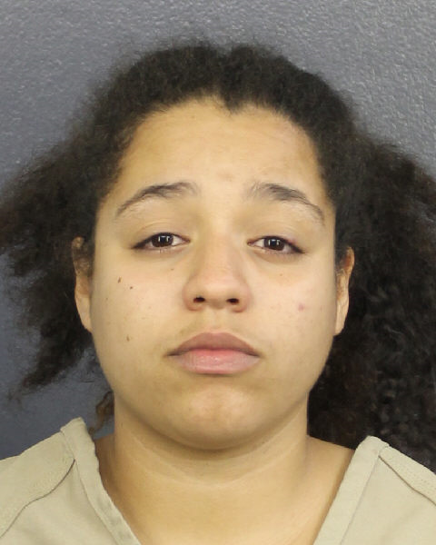  JINNESKA LOPEZ ALVAREZ fotografia del sheriff oficial del condado de Broward