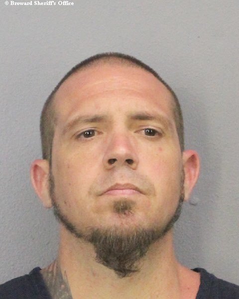  JEREMY ALAN KUHN fotografia del sheriff oficial del condado de Broward