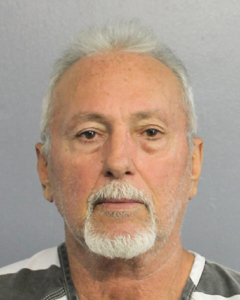  CARLOS AGUILAR fotografia del sheriff oficial del condado de Broward