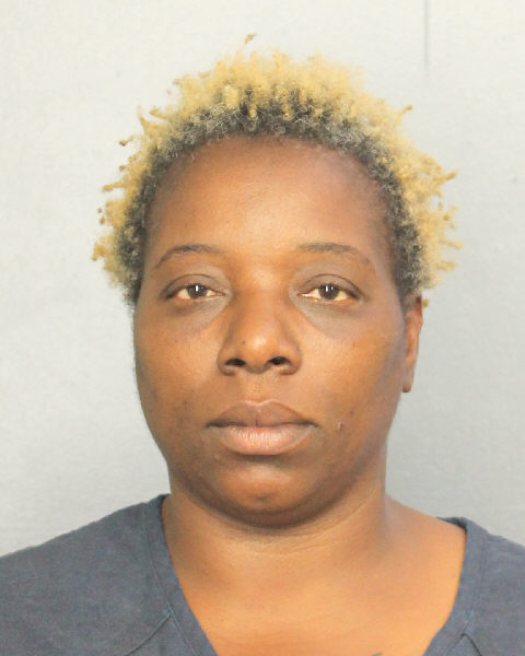  TRINEICIA LAWANDA TURNER fotografia del sheriff oficial del condado de Broward