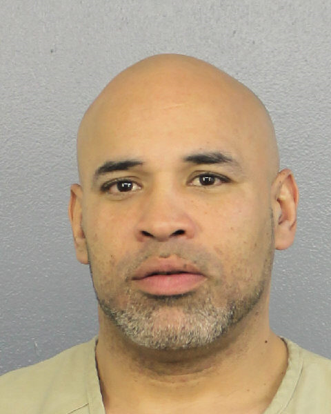  ROBERT MUNOZ fotografia del sheriff oficial del condado de Broward