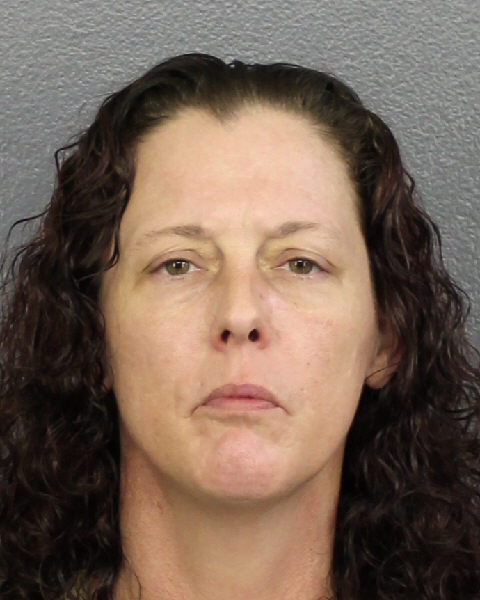  CRYSTAL BARRON fotografia del sheriff oficial del condado de Broward