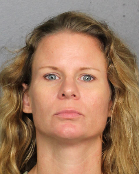 TAMARA RAE BARTHEL fotografia del sheriff oficial del condado de Broward TAMARA RAE BARTHEL fotografia del sheriff oficial del condado de Broward