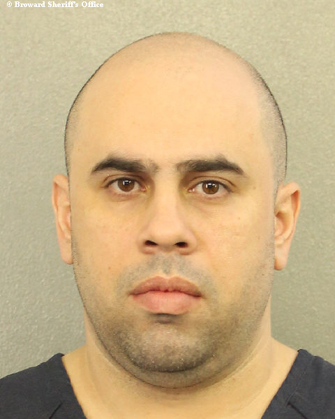 JUAN PORTILLO-HOLUGIN fotografia del sheriff oficial del condado de Broward JUAN PORTILLO-HOLUGIN fotografia del sheriff oficial del condado de Broward