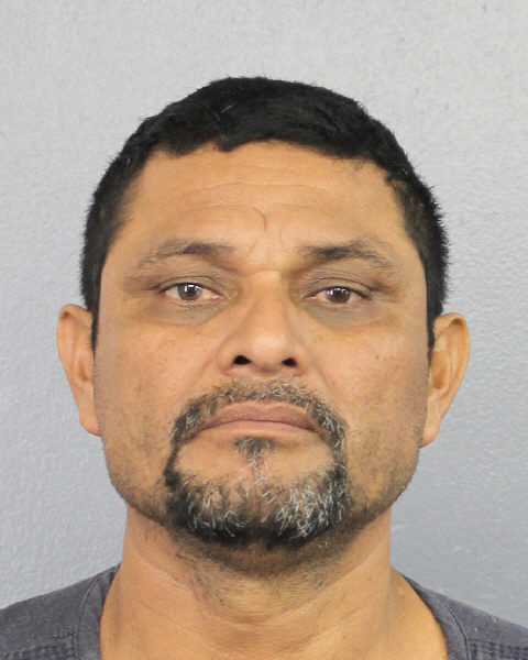  JAVIER ALVAREZ-DONIS fotografia del sheriff oficial del condado de Broward