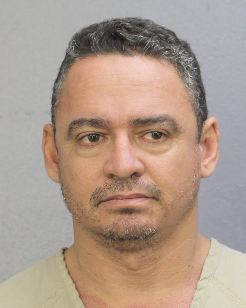 SILVIO TORRES fotografia del sheriff oficial del condado de Broward SILVIO TORRES fotografia del sheriff oficial del condado de Broward