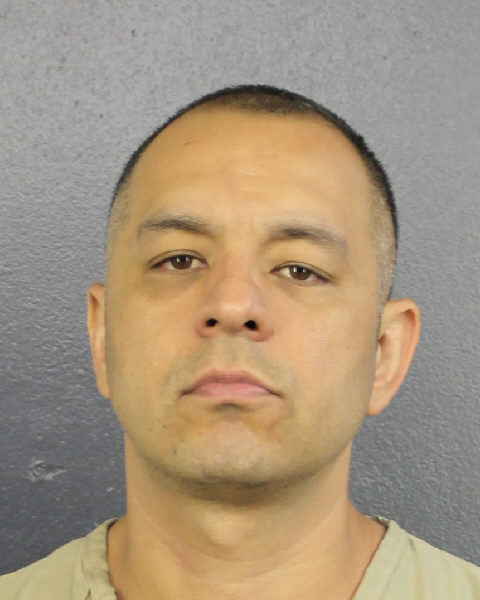  JUAN ALBERTO FLETCHER-GORDILLO fotografia del sheriff oficial del condado de Broward