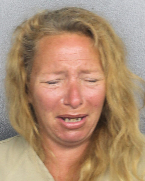 Nichole Polvinale fotografia del sheriff oficial del condado de Broward Nichole Polvinale fotografia del sheriff oficial del condado de Broward