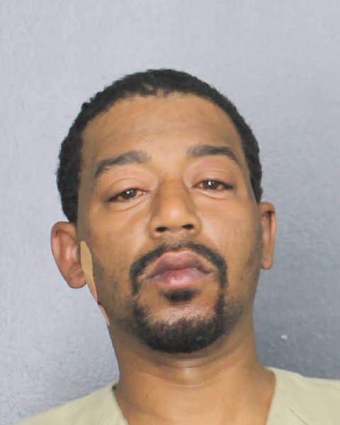 Jon-Jameek Knight fotografia del sheriff oficial del condado de Broward Jon-Jameek Knight fotografia del sheriff oficial del condado de Broward