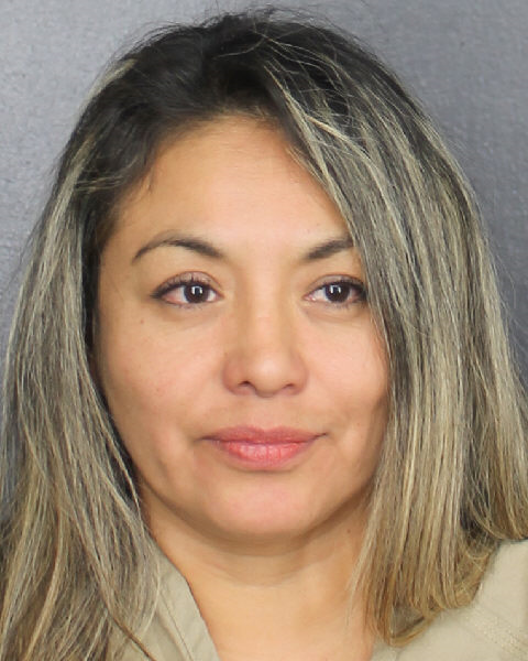 Karina Barrios Sanchez fotografia del sheriff oficial del condado de Broward Karina Barrios Sanchez fotografia del sheriff oficial del condado de Broward