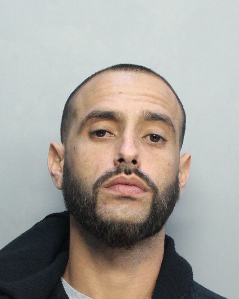 Luis Roblejo fotografia del sheriff oficial del condado de Broward