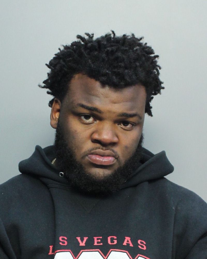 Yatil Kitchen fotografia del sheriff oficial del condado de Broward