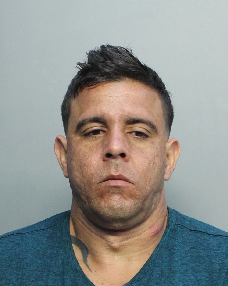 Hayron Aguero fotografia del sheriff oficial del condado de Broward