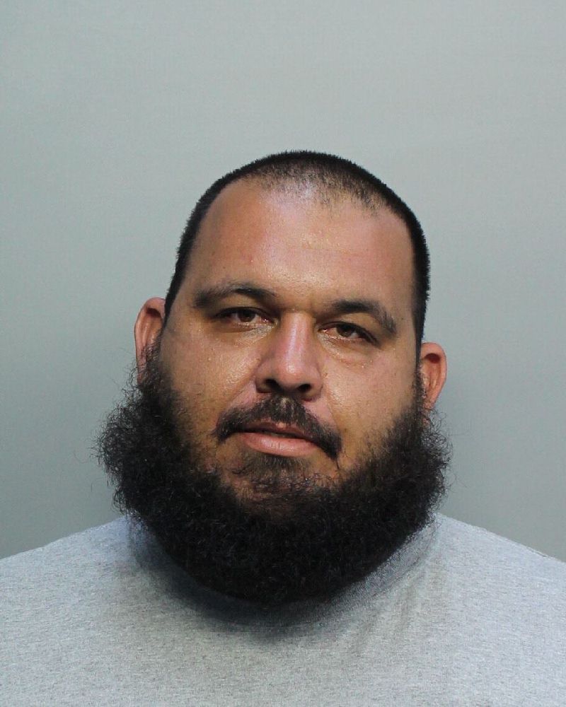 Joshua Santos fotografia del sheriff oficial del condado de Broward